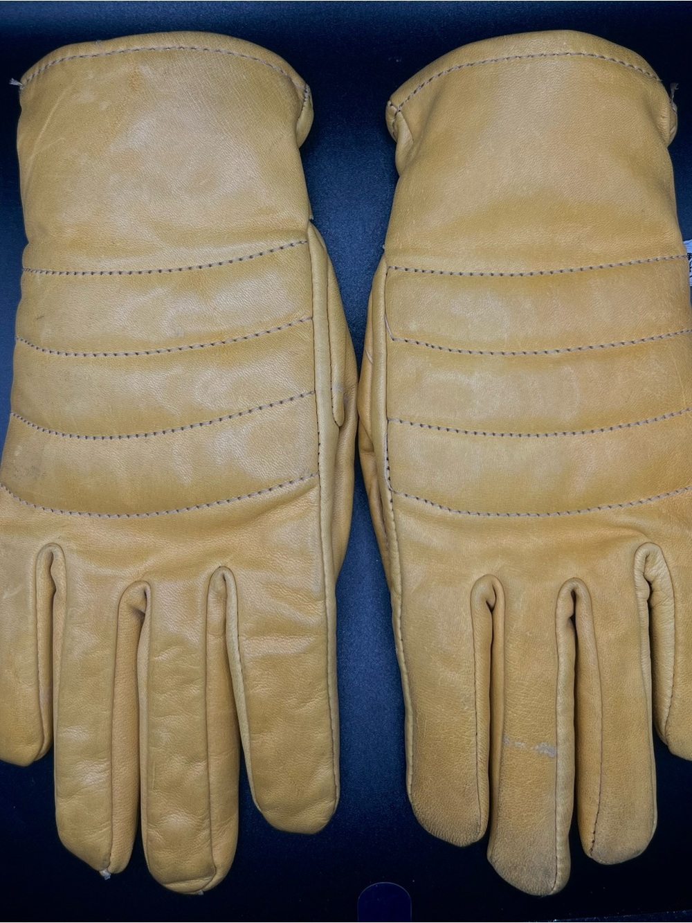 Vintage Leather Auclair Women’s Gloves with Lining